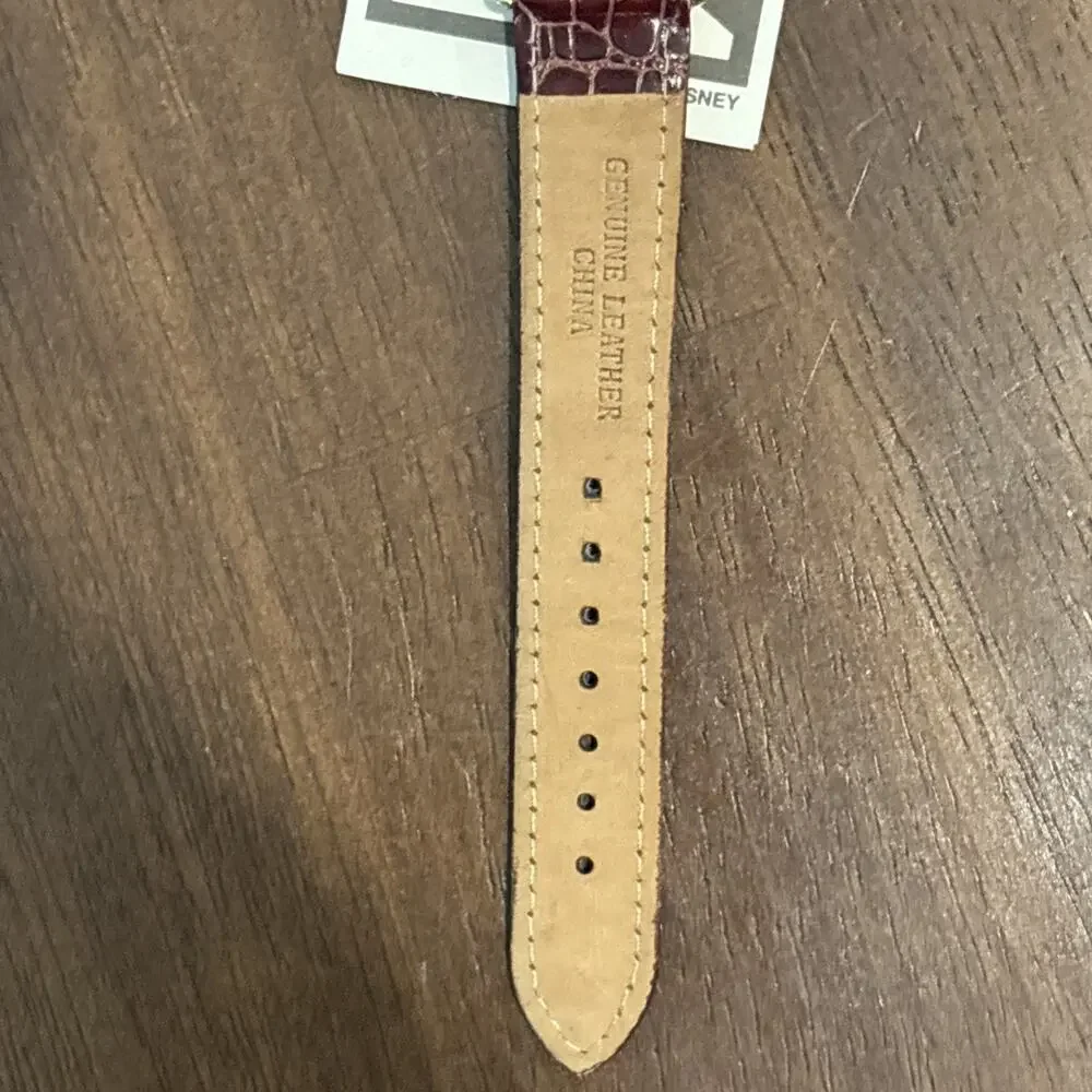New Disney Artist Watch Donald Duck Rare! Super Nice Quality Limited